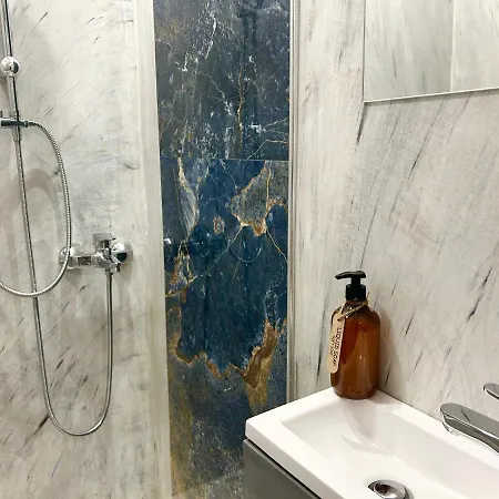 Tirana Inn Hotel Hotel 3*