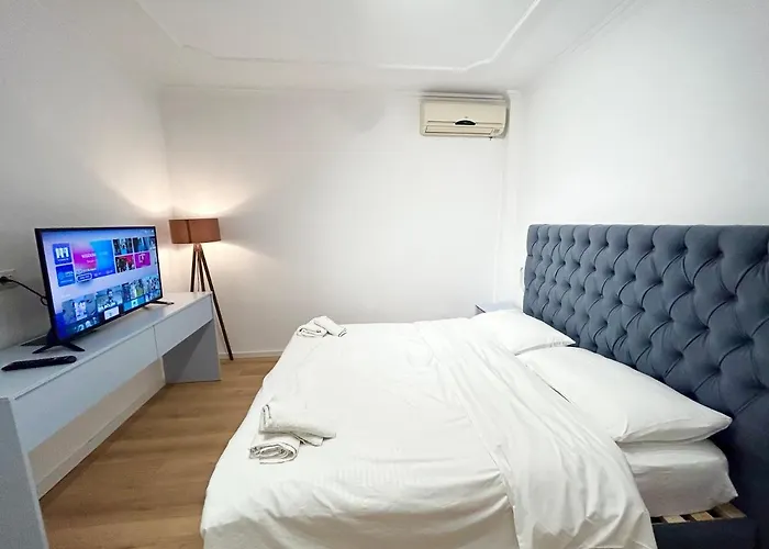 Tirana Inn Hotel 호텔 티라나