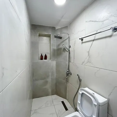 Hotell Tirana Inn Hotel 3*