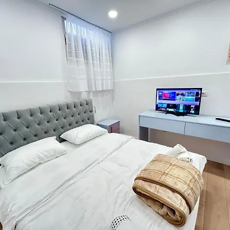 Tirana Inn Hotel Szálloda