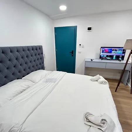 Tirana Inn Hotel Hotel 3*
