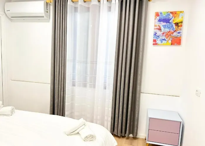 Tirana Inn Hotel فندق 3*