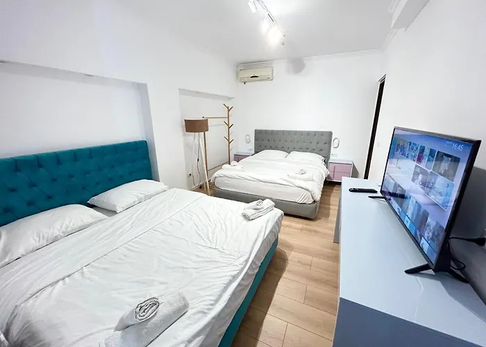 מלון Tirana Inn Hotel טיראנה
