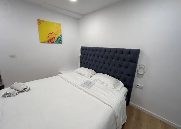 Tirana Inn Hotel 3* تيرانا