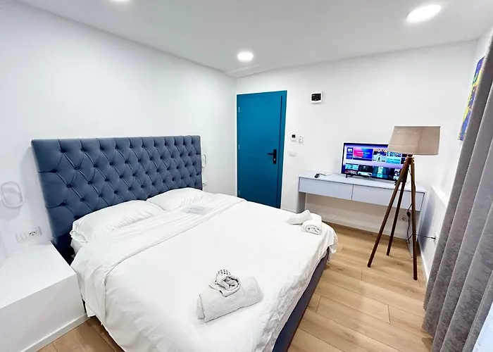 Tirana Inn Hotel فندق