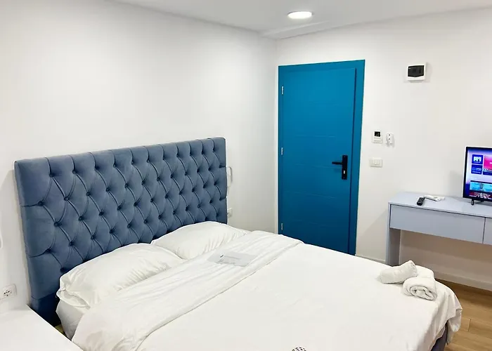 Tirana Inn Hotel فندق