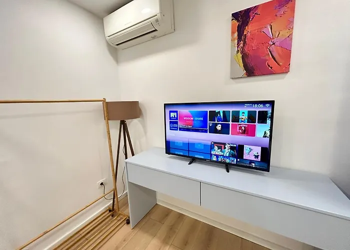 Tirana Inn Hotel 3* تيرانا