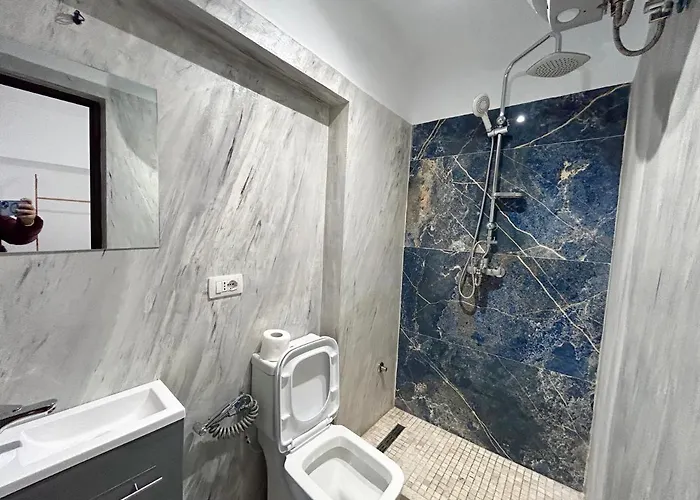 Tirana Inn Hotel Hotel 3*